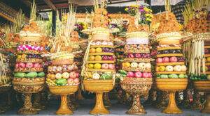 Receptivo en Asia, Tour East